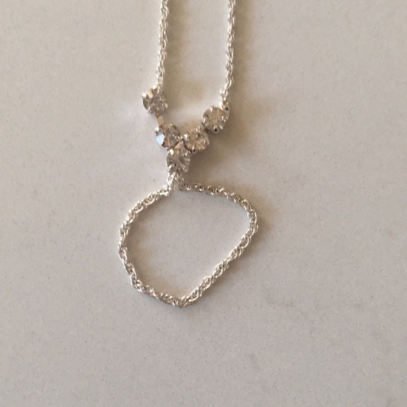 H&M Silver Hand and Finger Chain Bracelet - NWOT - Picture 3 of 4
